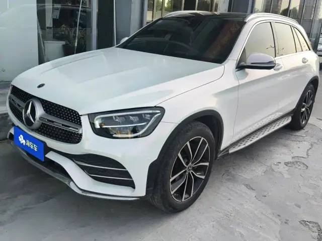 Фотография автомобиля — Mercedes-Benz GLC-Class