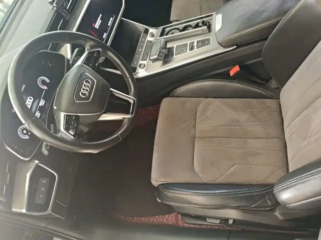 Audi A6L — Фото автомобиля 15