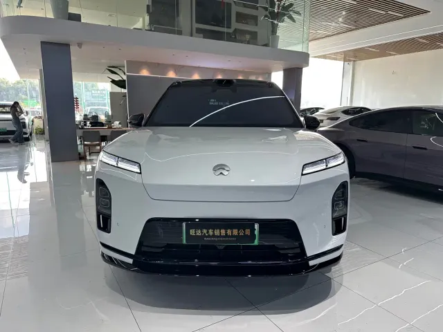 Nio ES8 — Фото автомобиля 2