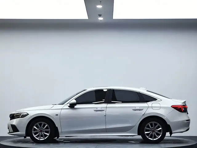 Honda Civic — Фото автомобиля 5