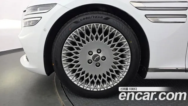 Genesis G80 RG3 — Фото автомобиля 5
