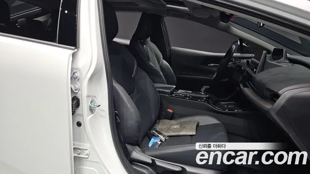 Toyota Prius — Фото автомобиля 23