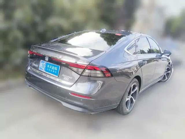 Honda Accord — Фото автомобиля 5