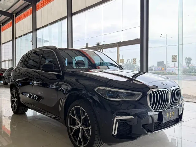 BMW X5 — Фото автомобиля 3