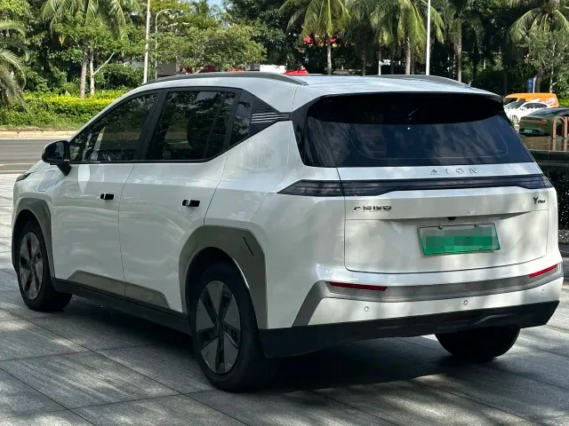 GAC Aion Y — Фото автомобиля 5