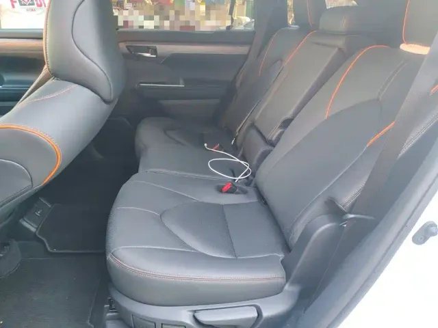 Toyota Crown Kluger — Фото автомобиля 14