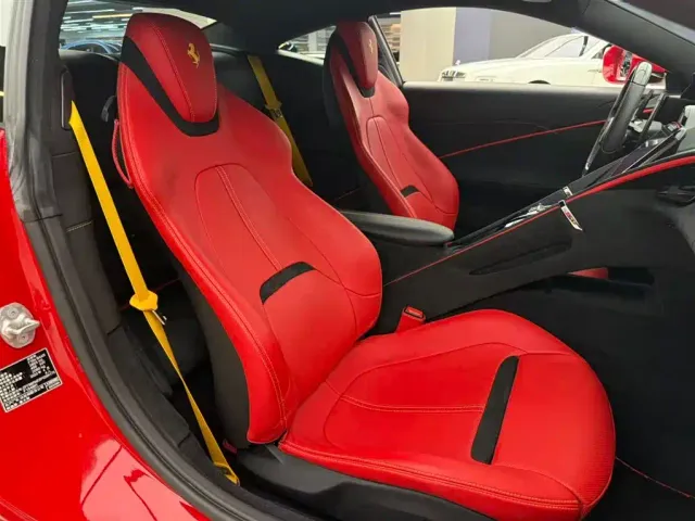 Ferrari Roma — Фото автомобиля 10