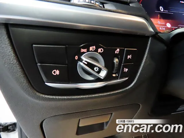 BMW X4 xDrive20i M Sport Pro — Фото автомобиля 14