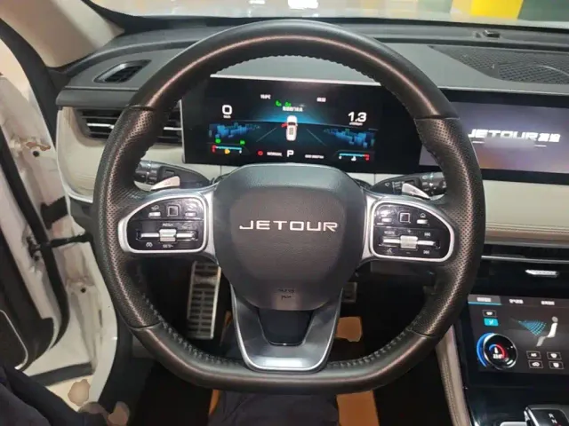 Jetour X70 — Фото автомобиля 10