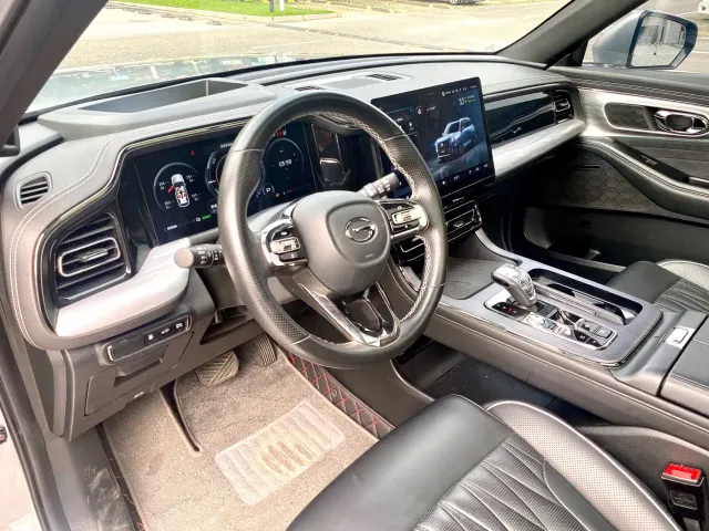 GAC Trumpchi GS8 — Фото автомобиля 11