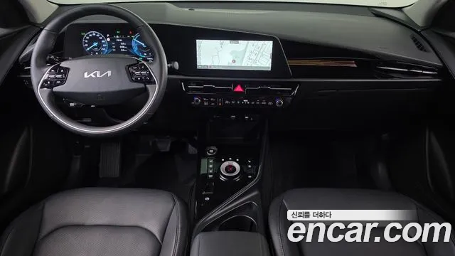 Kia Niro The All New — Фото автомобиля 10