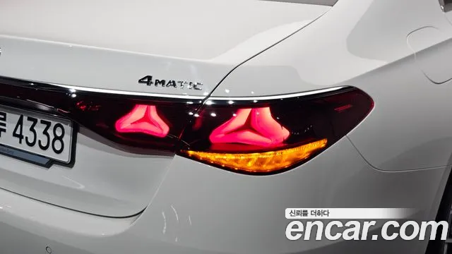 Mercedes-Benz E-Class W214 — Фото автомобиля 8