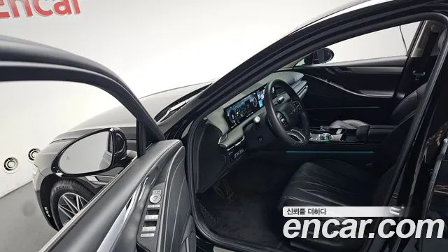 Genesis G80 Бензин 2.5 турбо AWD — Фото автомобиля 8