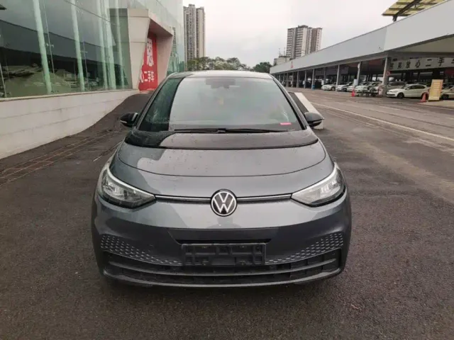 Volkswagen ID.3 — Фото автомобиля 2