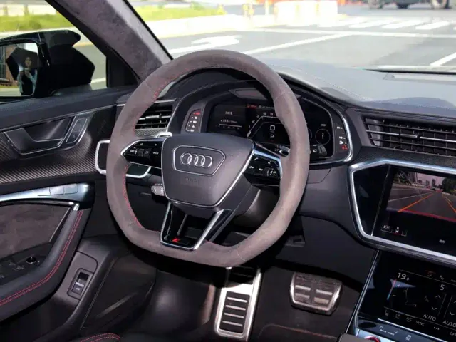 Audi RS 6 — Фото автомобиля 14