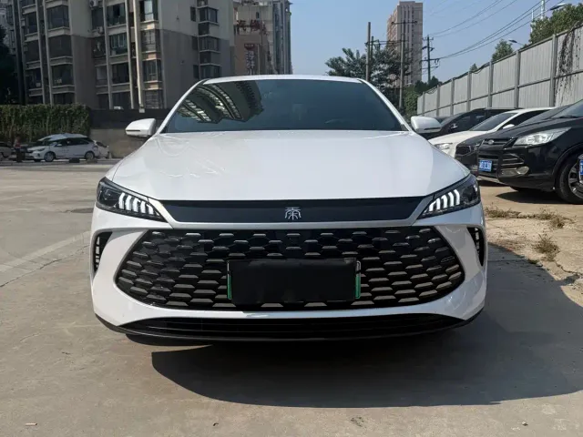BYD Qin PLUS — Фото автомобиля 2