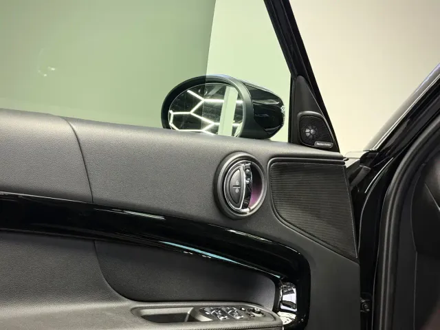 MINI Countryman — Фото автомобиля 10