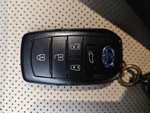 Toyota Sienna — Фото автомобиля 8