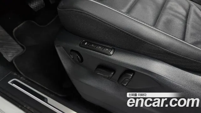 Volkswagen Tiguan — Фото автомобиля 28