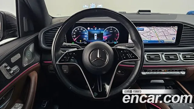 Mercedes-Benz GLS-Class — Фото автомобиля 11