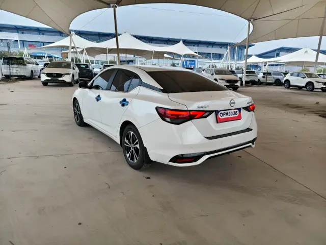 Nissan Sylphy — Фото автомобиля 5