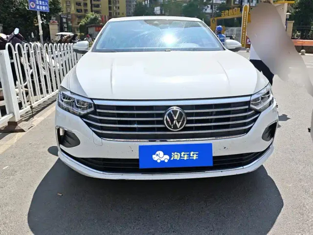 Volkswagen Lavida — Фото автомобиля 2