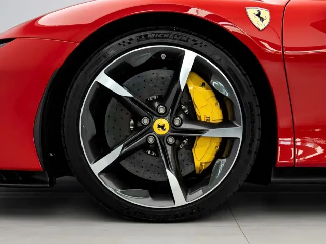 Ferrari SF90 — Фото автомобиля 5