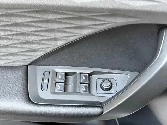 Volkswagen Tharu — Фото автомобиля 17
