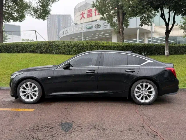 Cadillac CT5 — Фото автомобиля 3