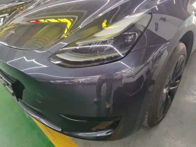 Tesla Model Y — Фото автомобиля 23