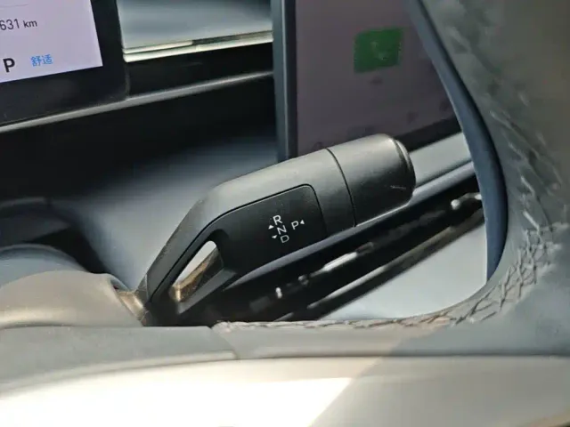 Geely Galaxy E5 — Фото автомобиля 13