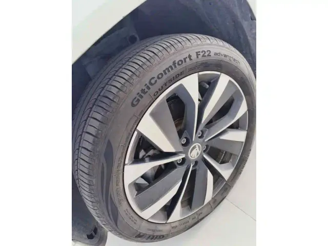 Skoda Karoq — Фото автомобиля 7