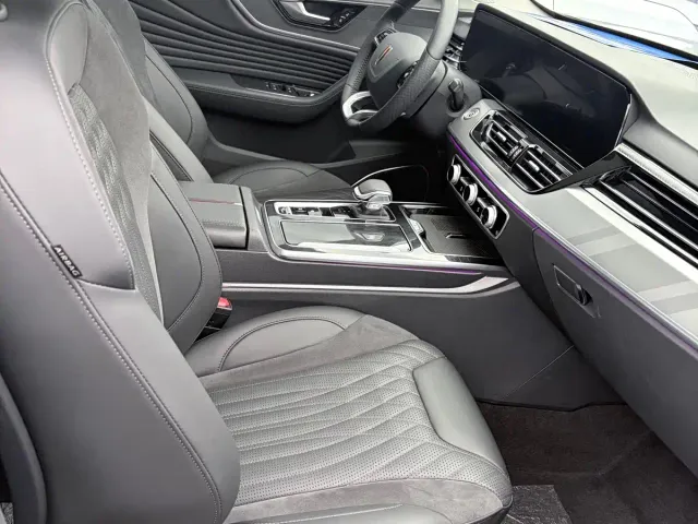 Hongqi HS5 — Фото автомобиля 12