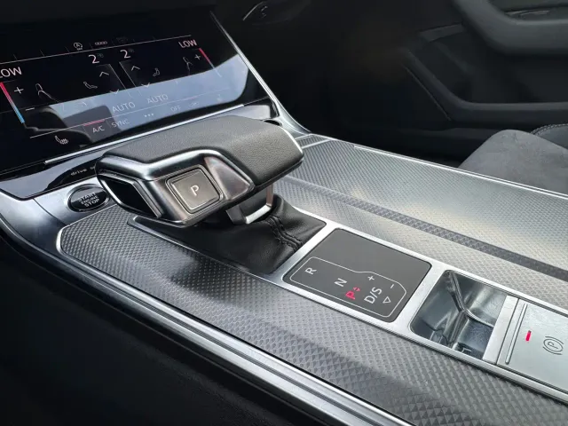 Audi A6L — Фото автомобиля 15