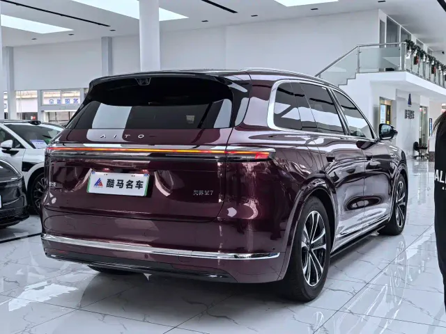 Aito M7 — Фото автомобиля 15