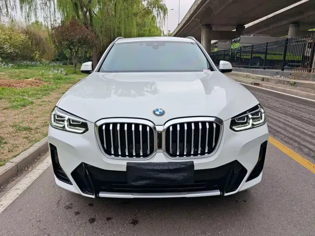 BMW X3 — Фото автомобиля 2