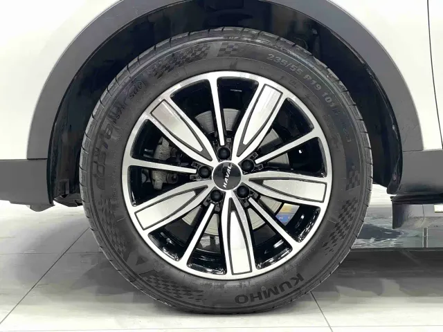 Haval H6 — Фото автомобиля 12