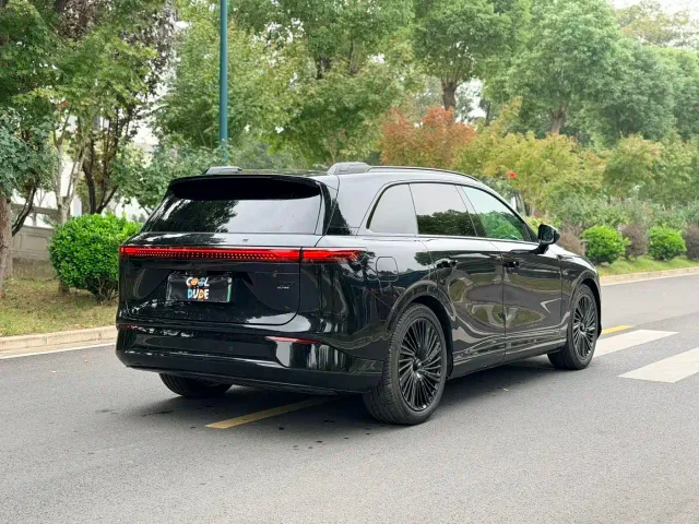 Xpeng G9 — Фото автомобиля 4