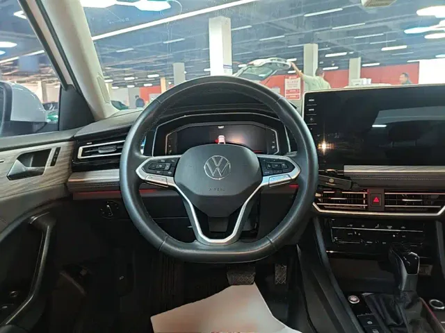 Volkswagen Sagitar — Фото автомобиля 10