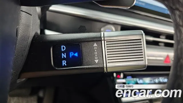 Hyundai Grandeur Grandeur (GN7) 2.5 Бензин 2WD — Фото автомобиля 9