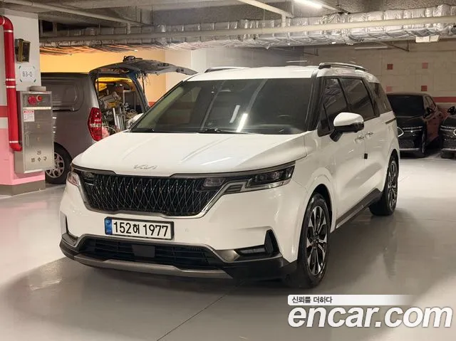 Фотография автомобиля — Kia Carnival Generation 4