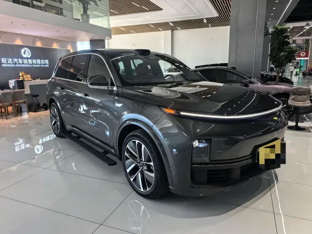 Li Auto L9 — Фото автомобиля 3