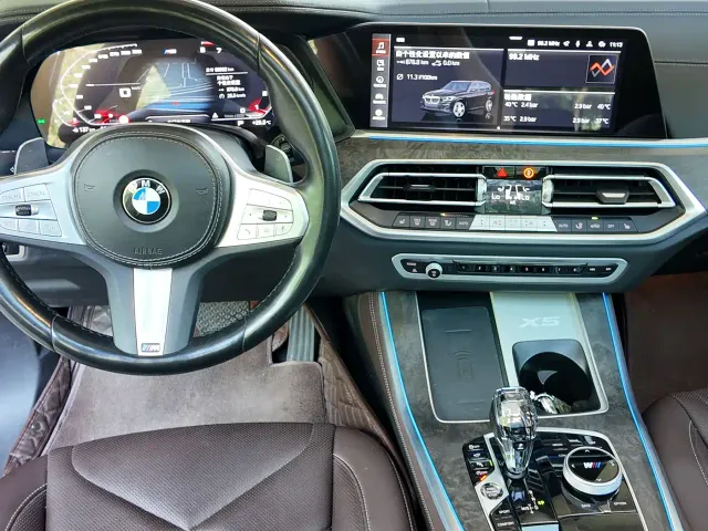 BMW X5 — Фото автомобиля 9