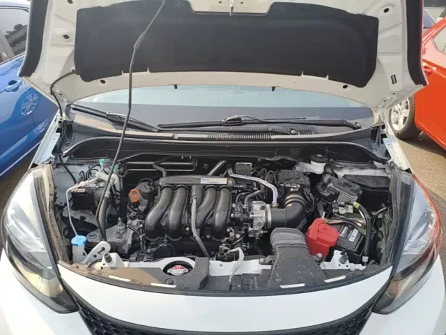 Honda Fit — Фото автомобиля 19