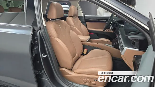 Hyundai Grandeur GN7 — Фото автомобиля 16