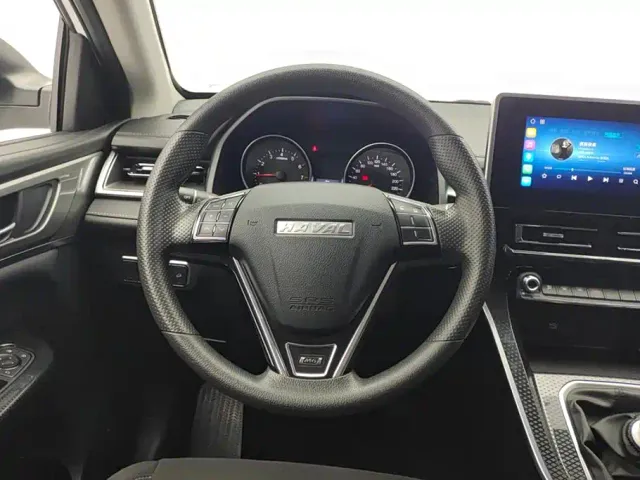 Haval M6 — Фото автомобиля 15