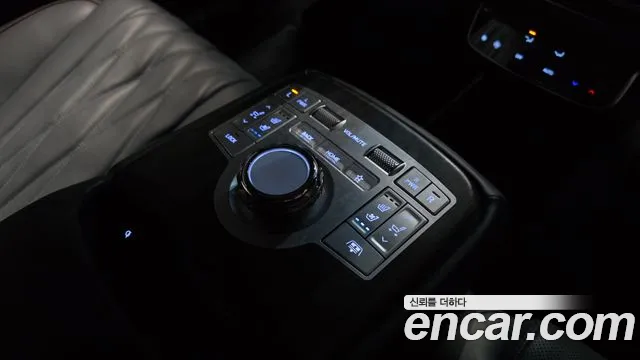 Genesis G80 Бензин 3.5 турбо AWD — Фото автомобиля 17