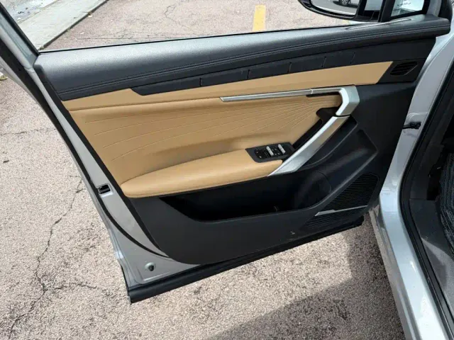 Geely Boyue L — Фото автомобиля 6