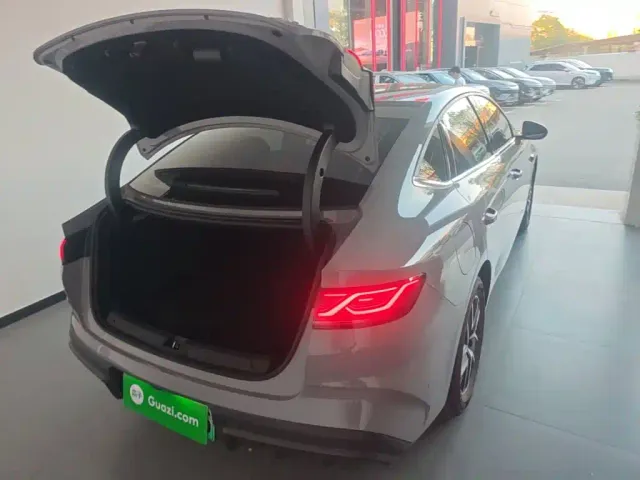 BYD Qin L — Фото автомобиля 14