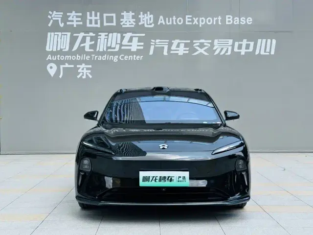 Nio ET5 Touring — Фото автомобиля 2